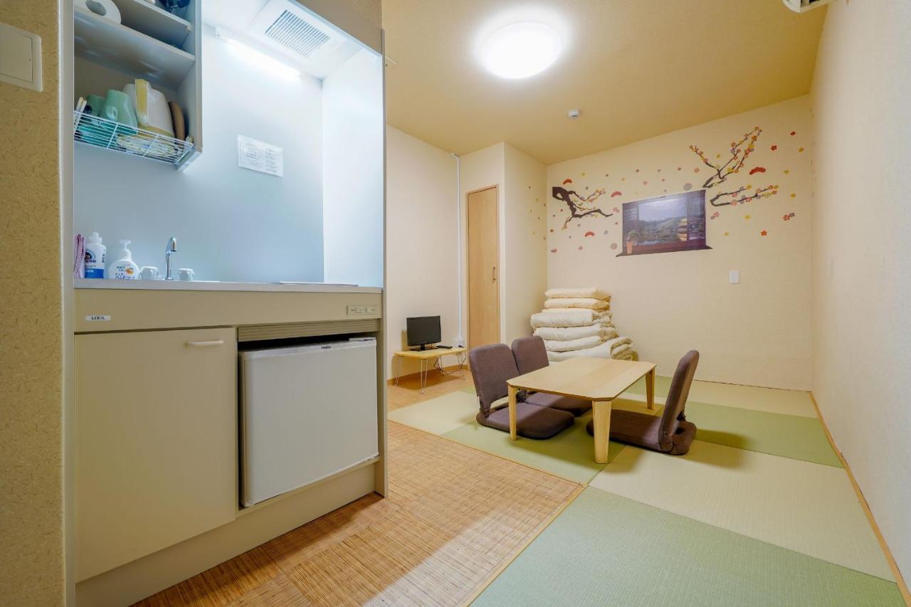 Bed & Breakfast Red House 2*