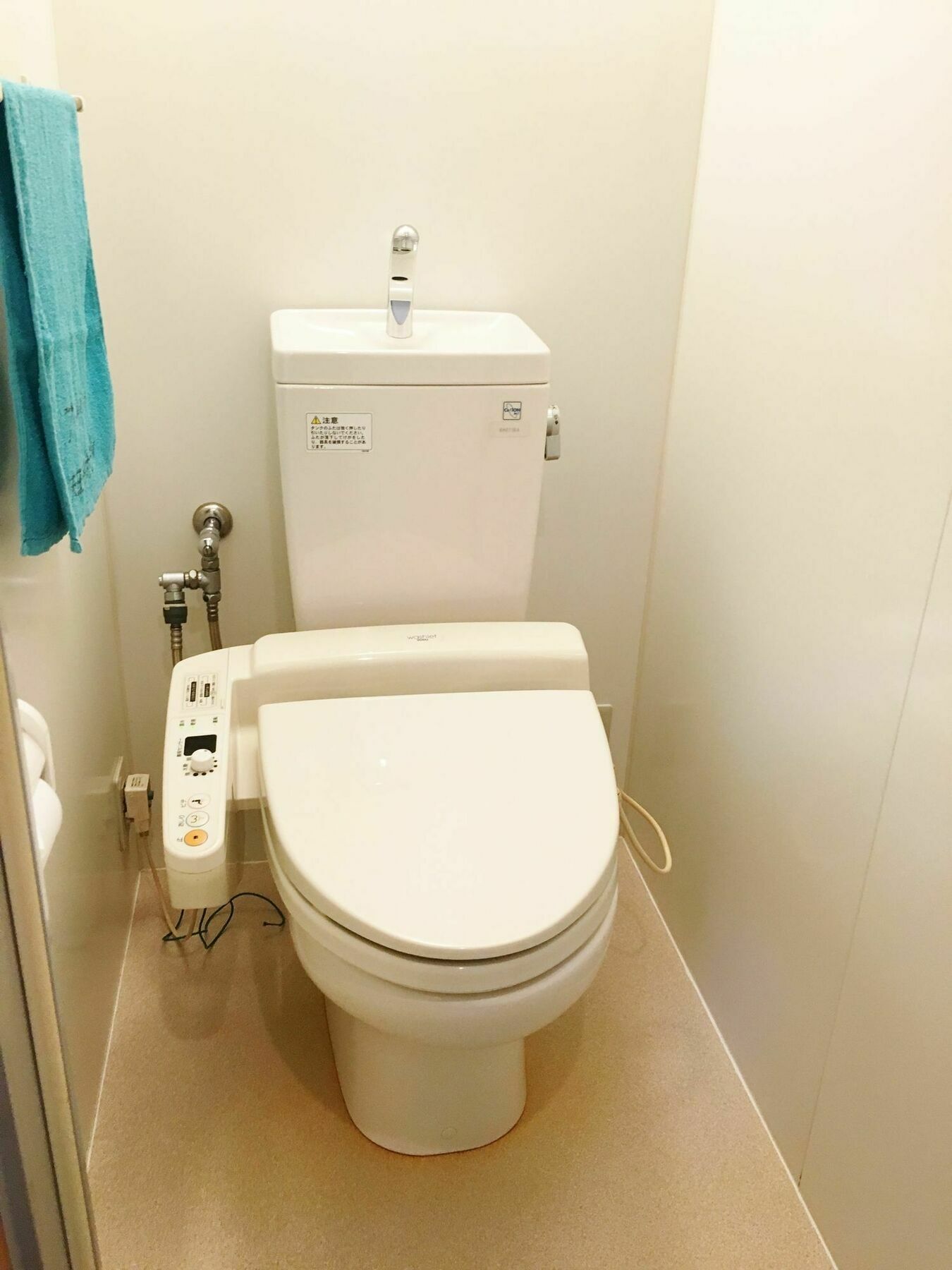Ave Tennoji Hotel 2*