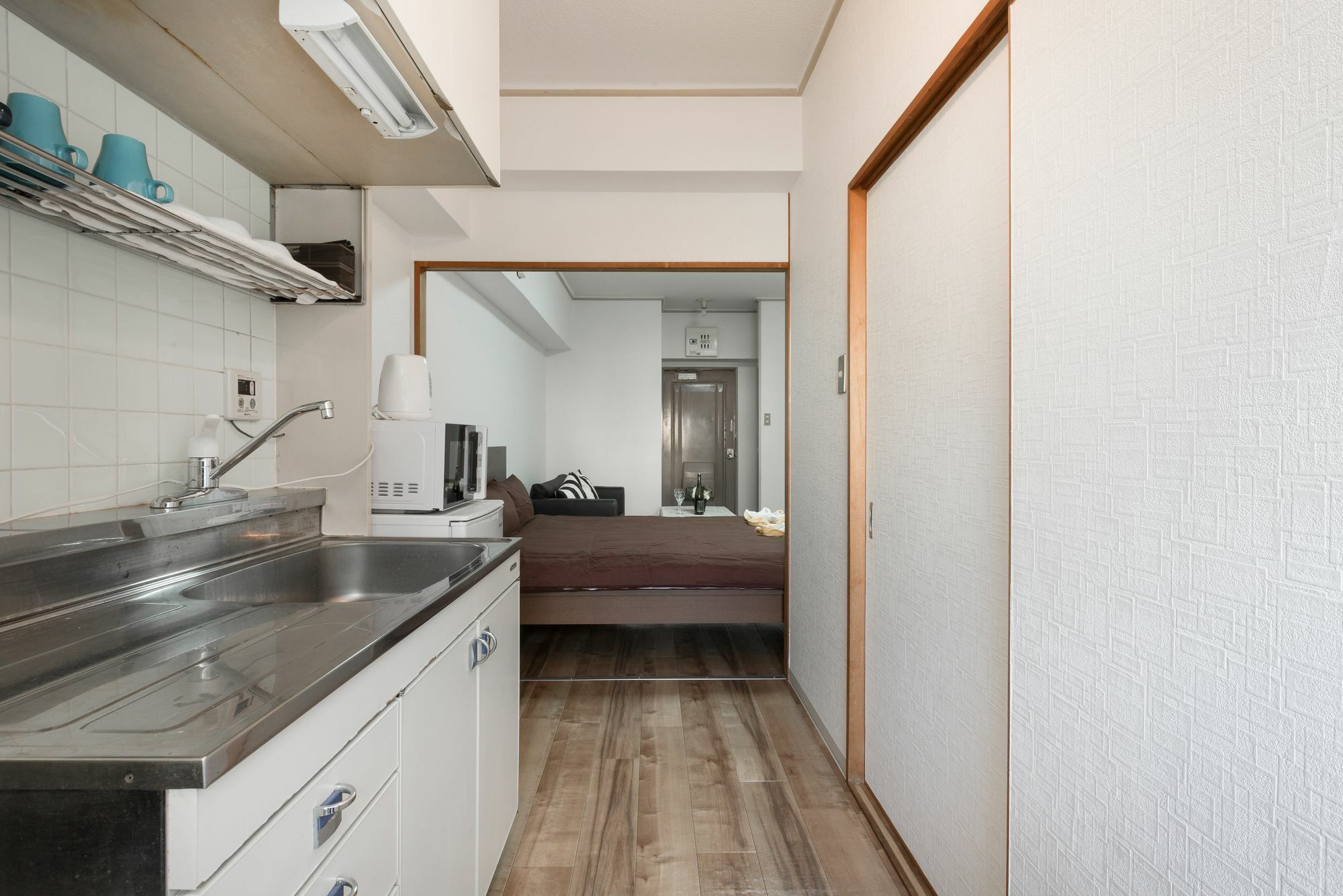 Apartment Namba Studio