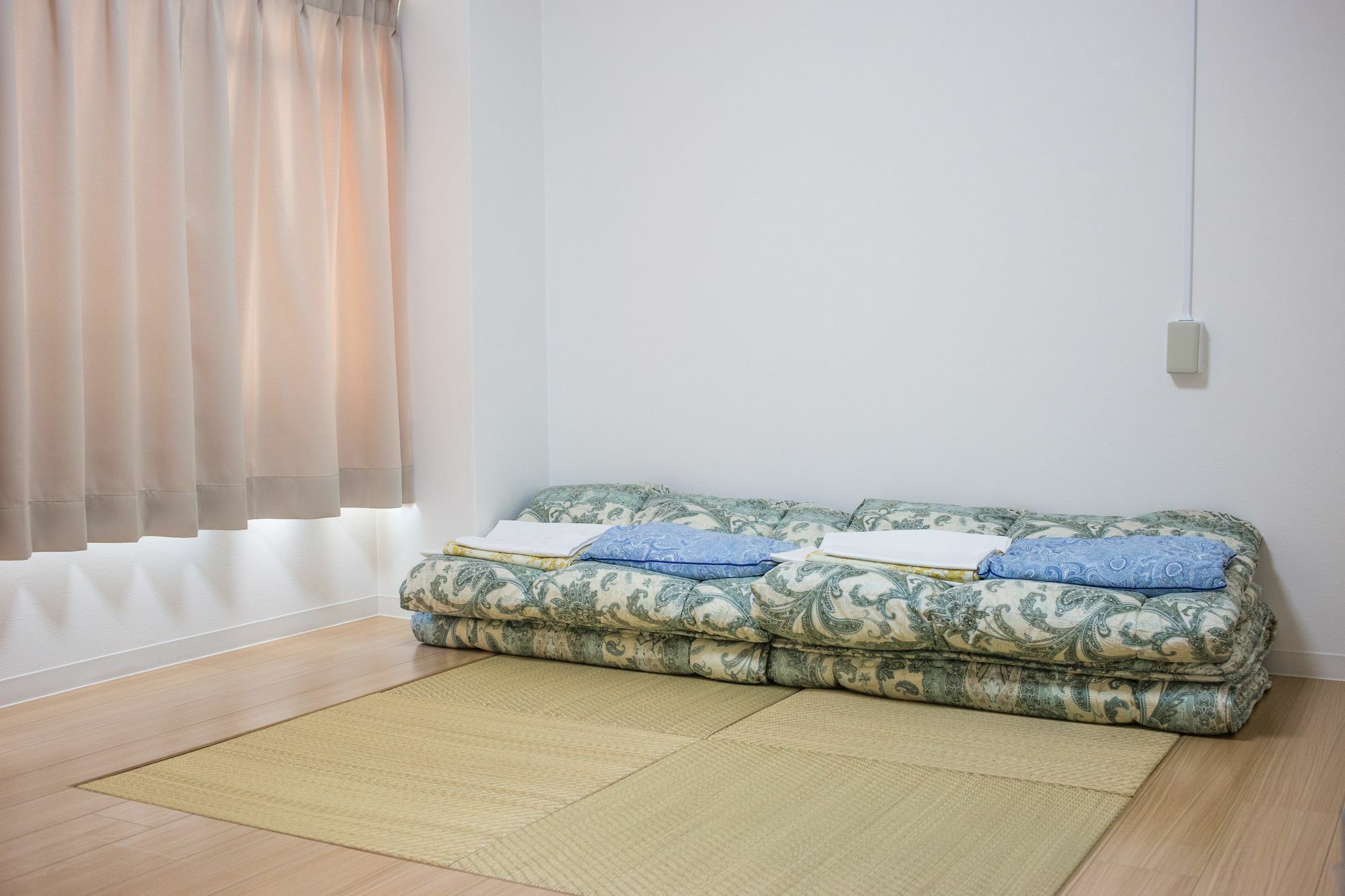 Guest house Merry Gate *