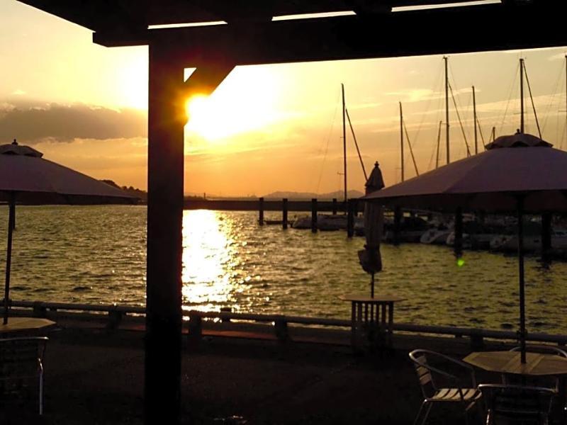 Hull Hokko Marina Osaka