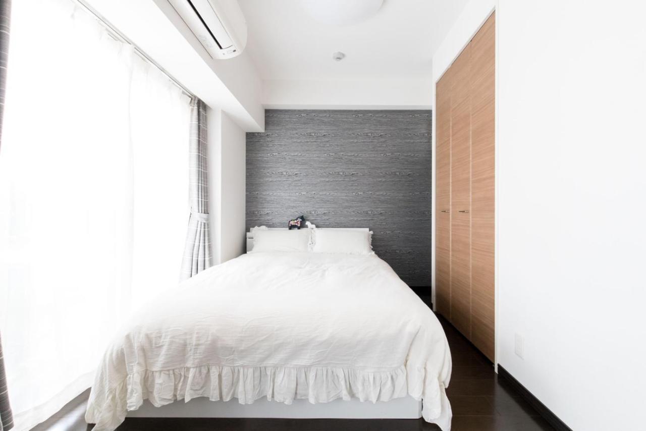 Crystal Exe Nipponbashi Mei&guest House *