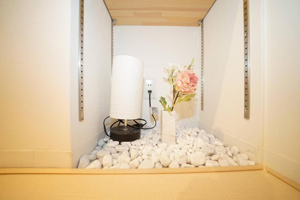 Apartment 悠悠美宿 肥后桥雪霁 地铁站步行行5分钟 直达难波心斋桥5分钟内 独立卧室有厨房 肥后桥高级公寓有电梯 Osaka