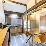Rent Tsuruhashi