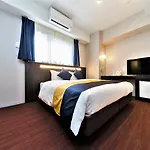 Kuromon Crystal Hotel