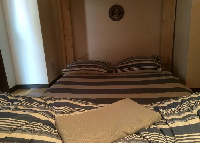 Central Osaka Bed And Breakfast Hostel