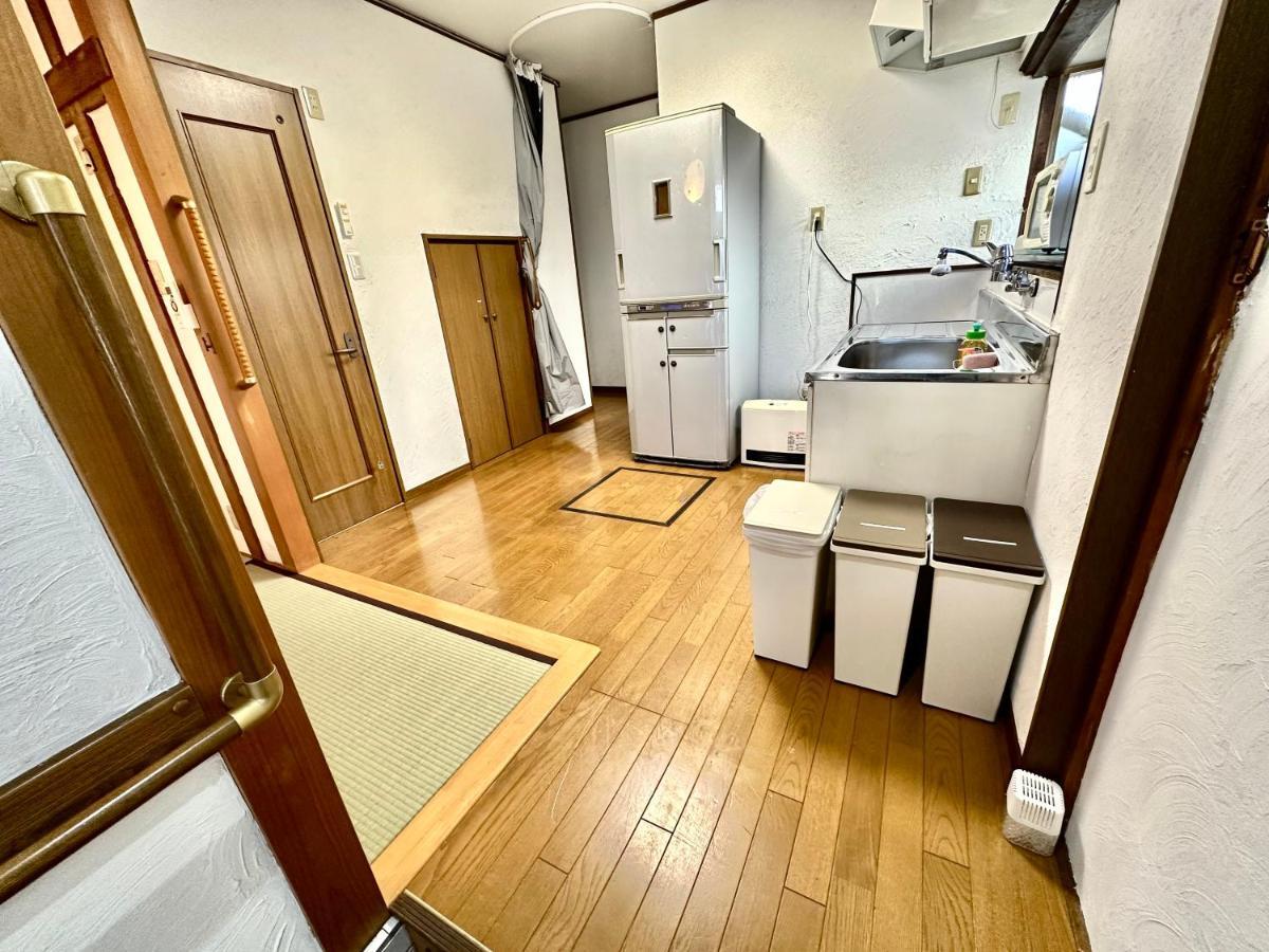 Kitakagaya Inn: Convenient Near Namba