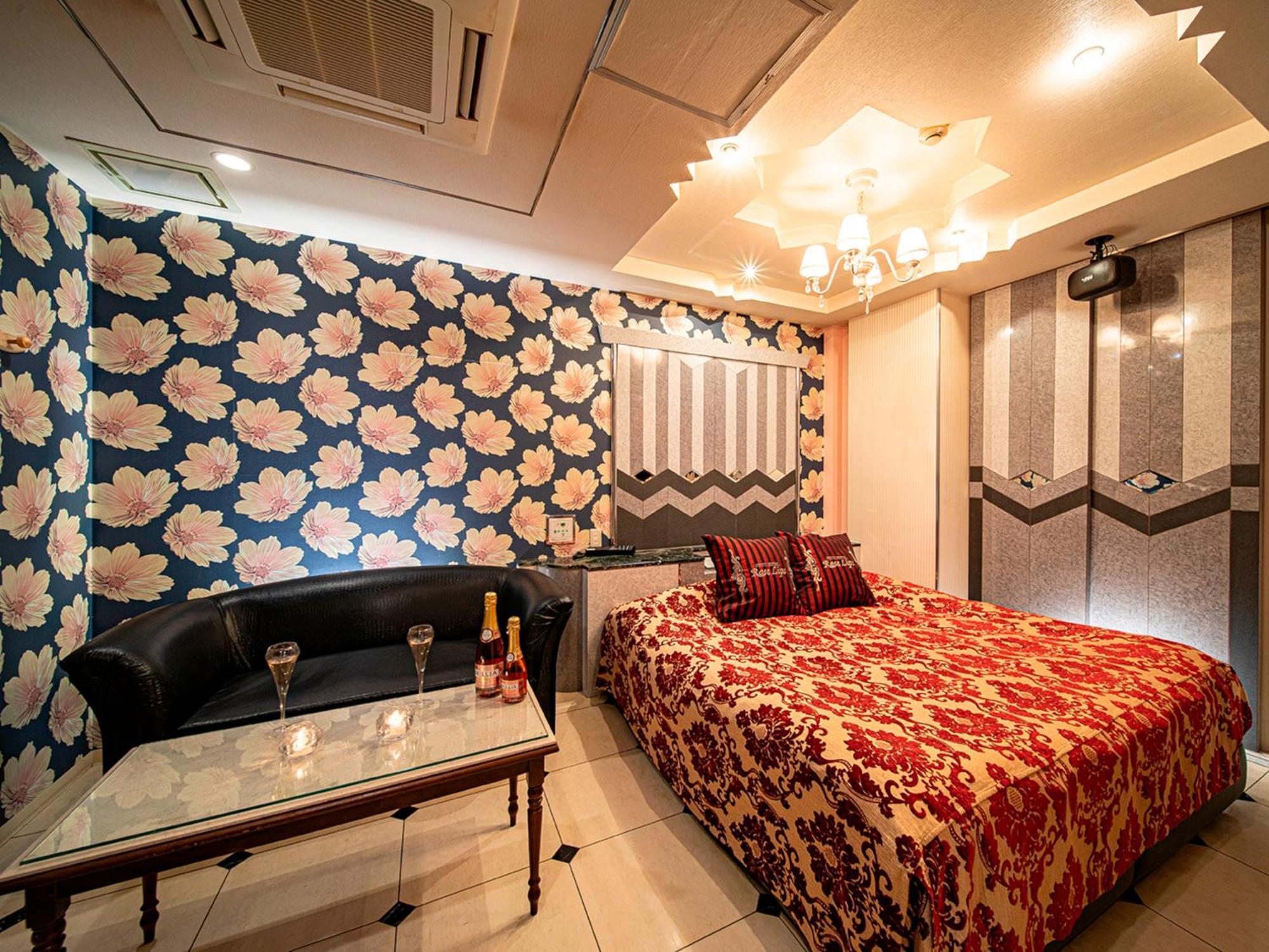 Love hotel Roselips Tsuruhashi ローズリップス鶴橋 Osaka