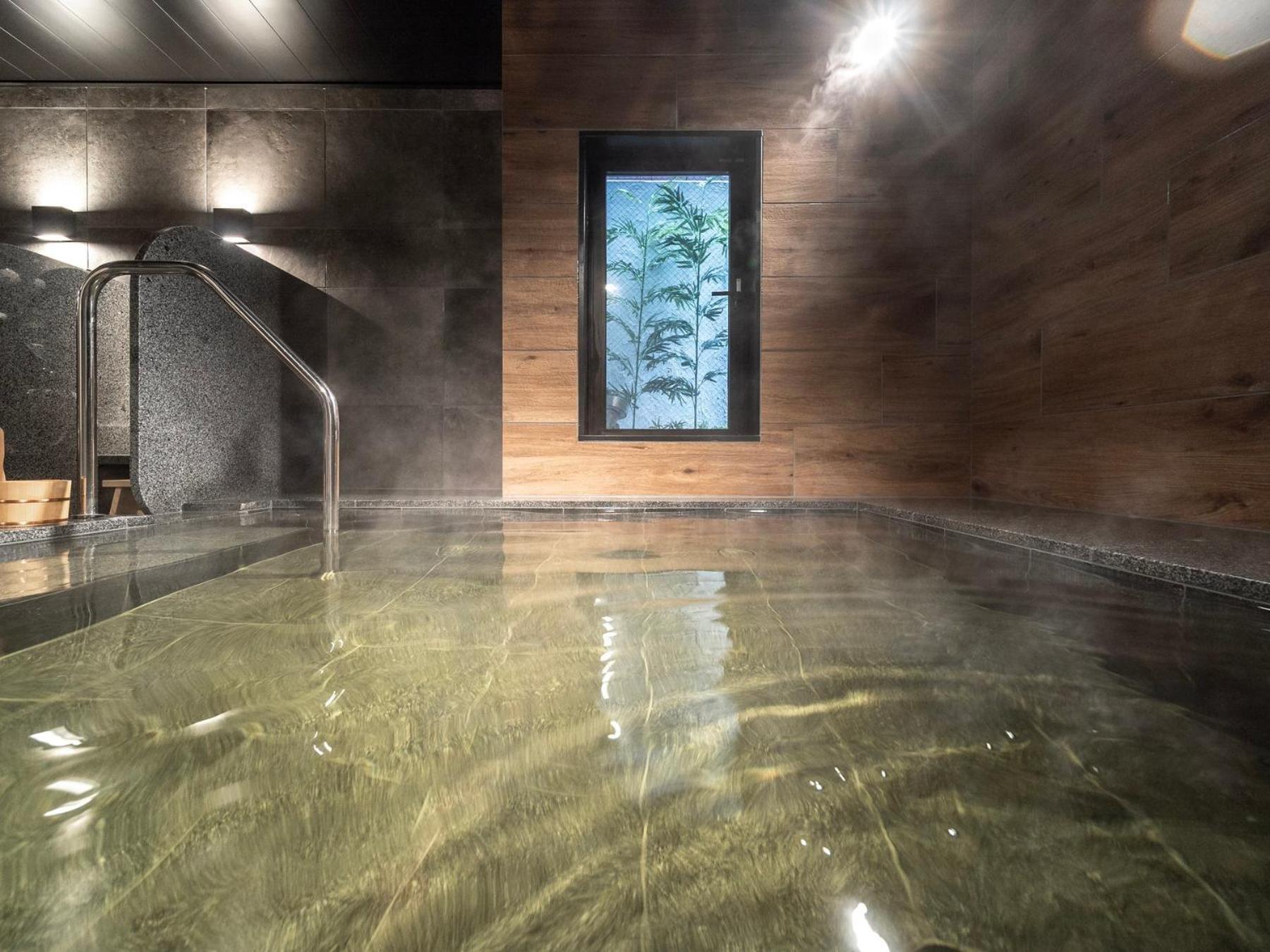 Super Premier Namba Shinsaibashi Natural Hot Spring Hotel Ōsaka