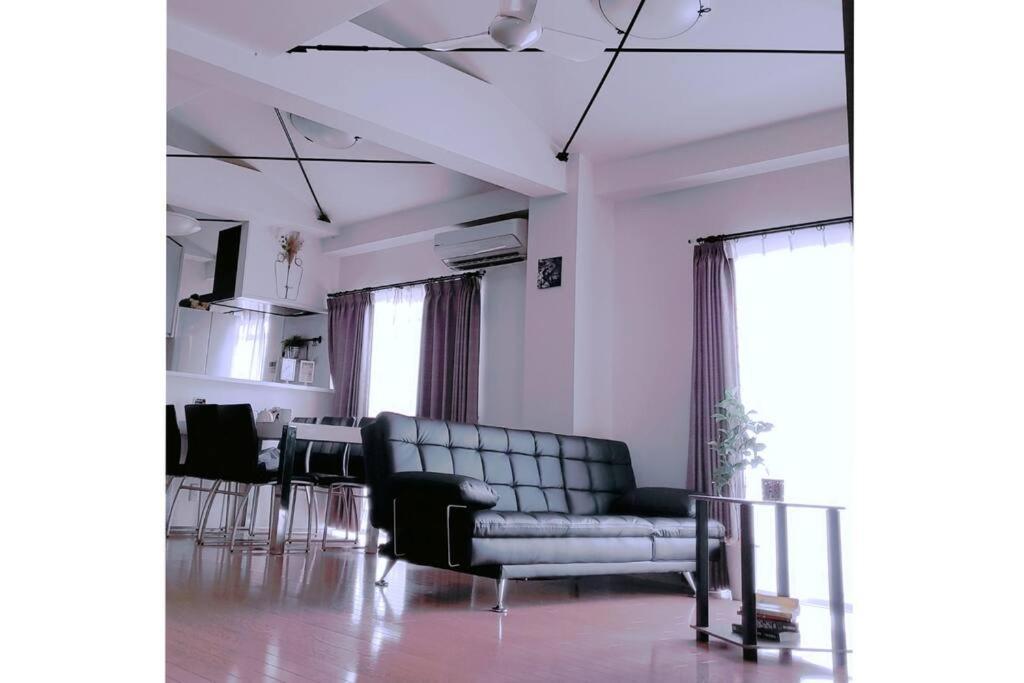 Apartment New 広々としたモダンな空間 難波まで14分乗り継ぎなし 市内アクセス抜群 最大6人まで Ōsaka
