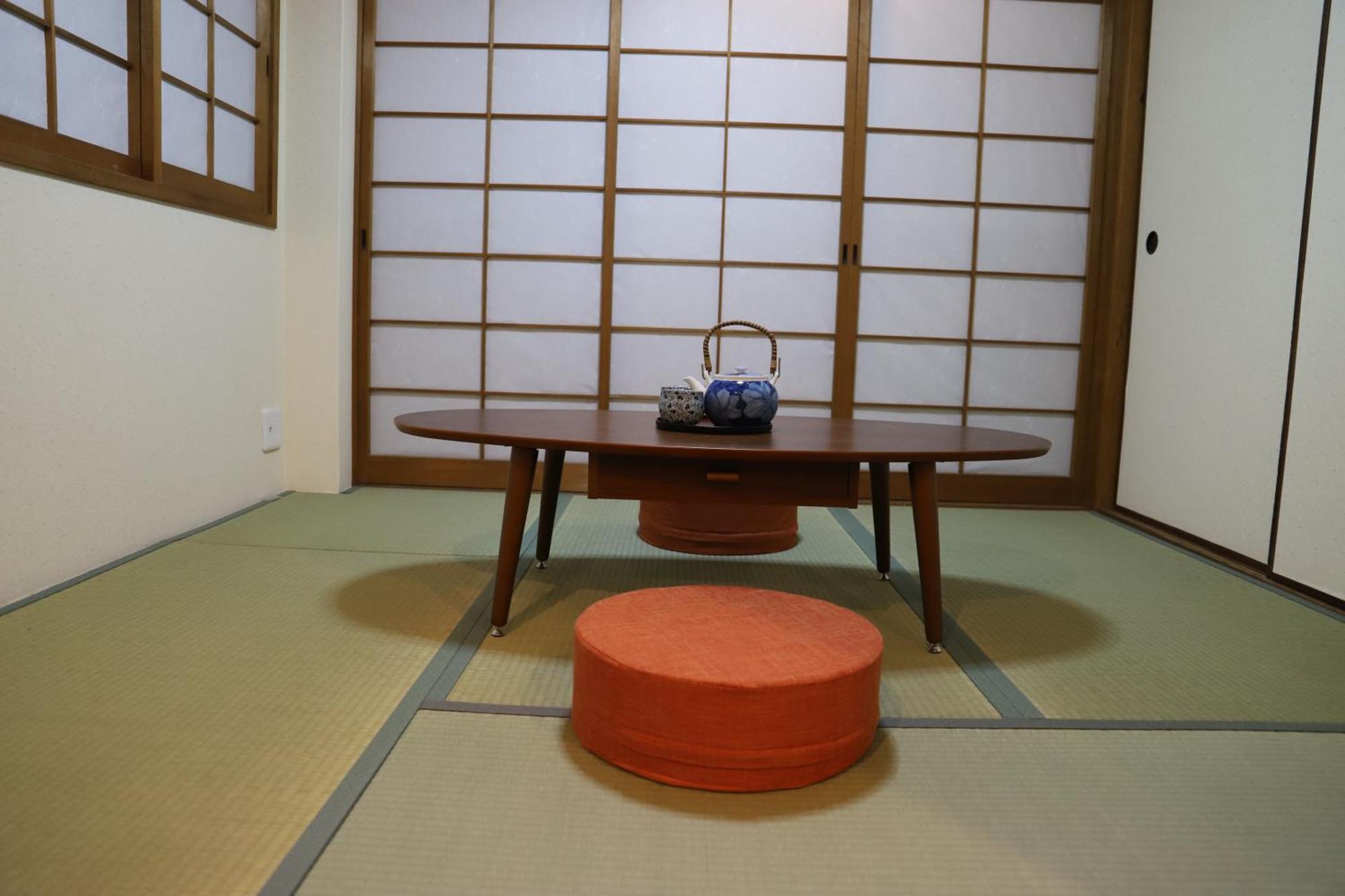 Apartment 有朋ハウス Ōsaka
