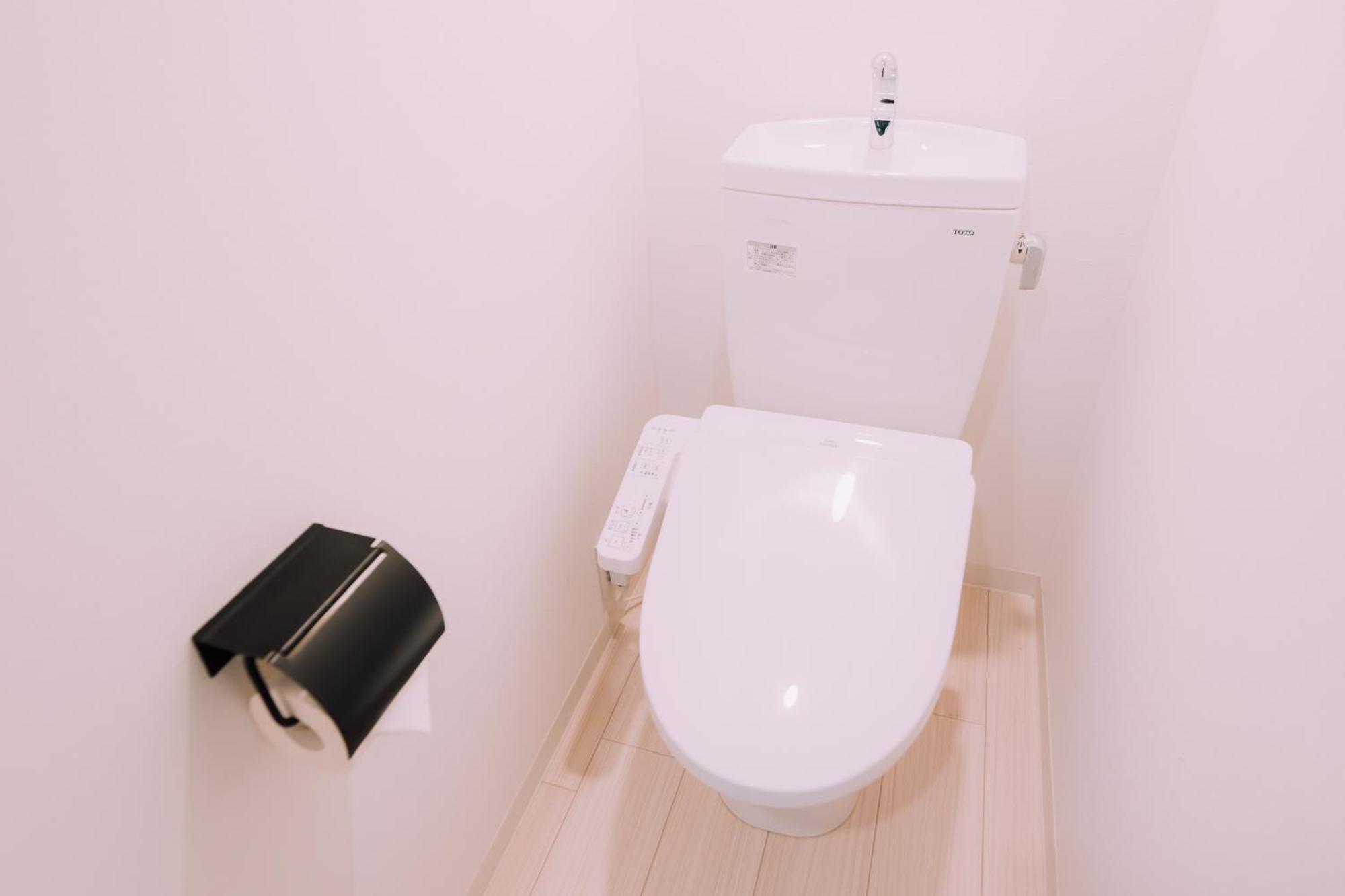 Apartment Minimalist Loft Namba Compact Studio With A 24-hour Gym Ma502 *