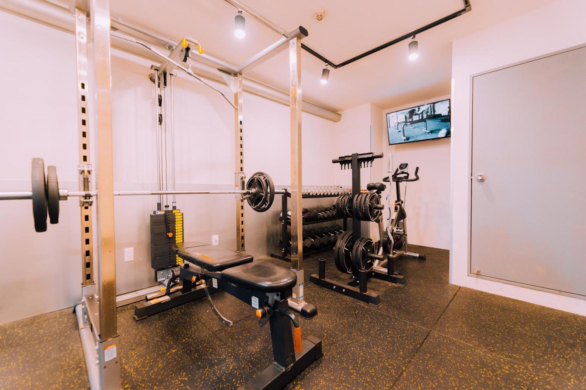 Apartment Minimalist Loft Namba Compact Studio With A 24-hour Gym Ma502 Osaka