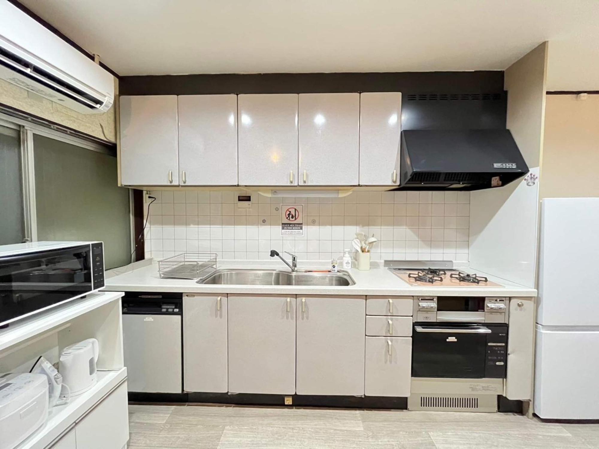 Chiyozaki Tanaka Detached House /ct1 Apartment Osaka