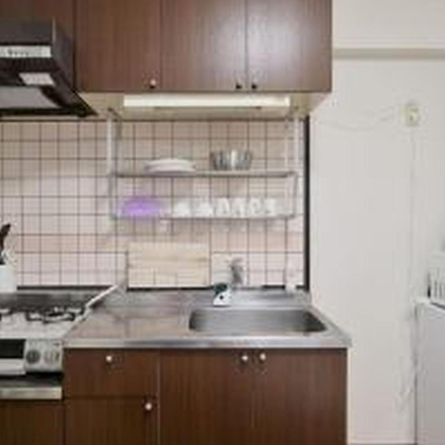 Apartment ラセーヌ心斎橋402 *