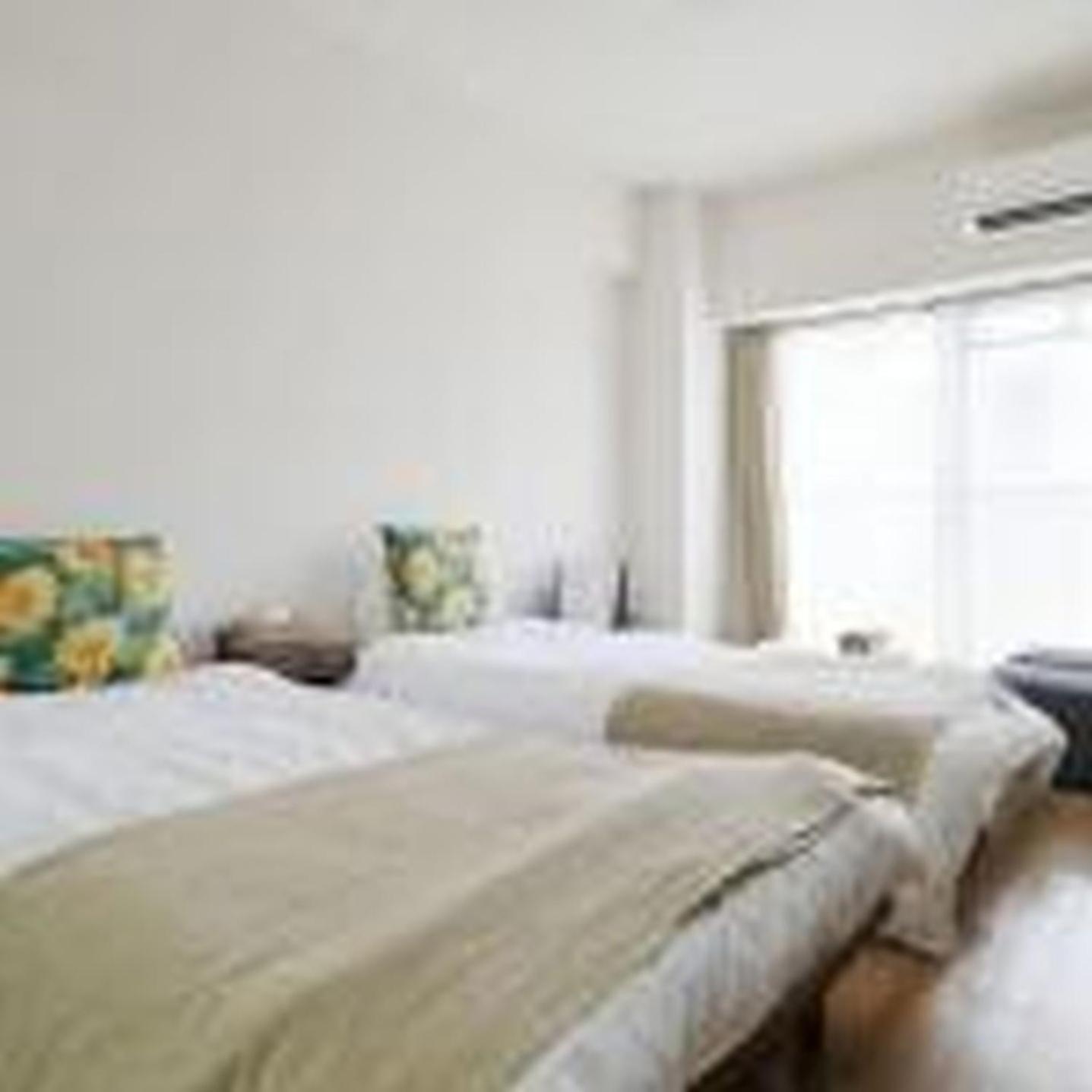 ラセーヌ心斎橋402 Apartment