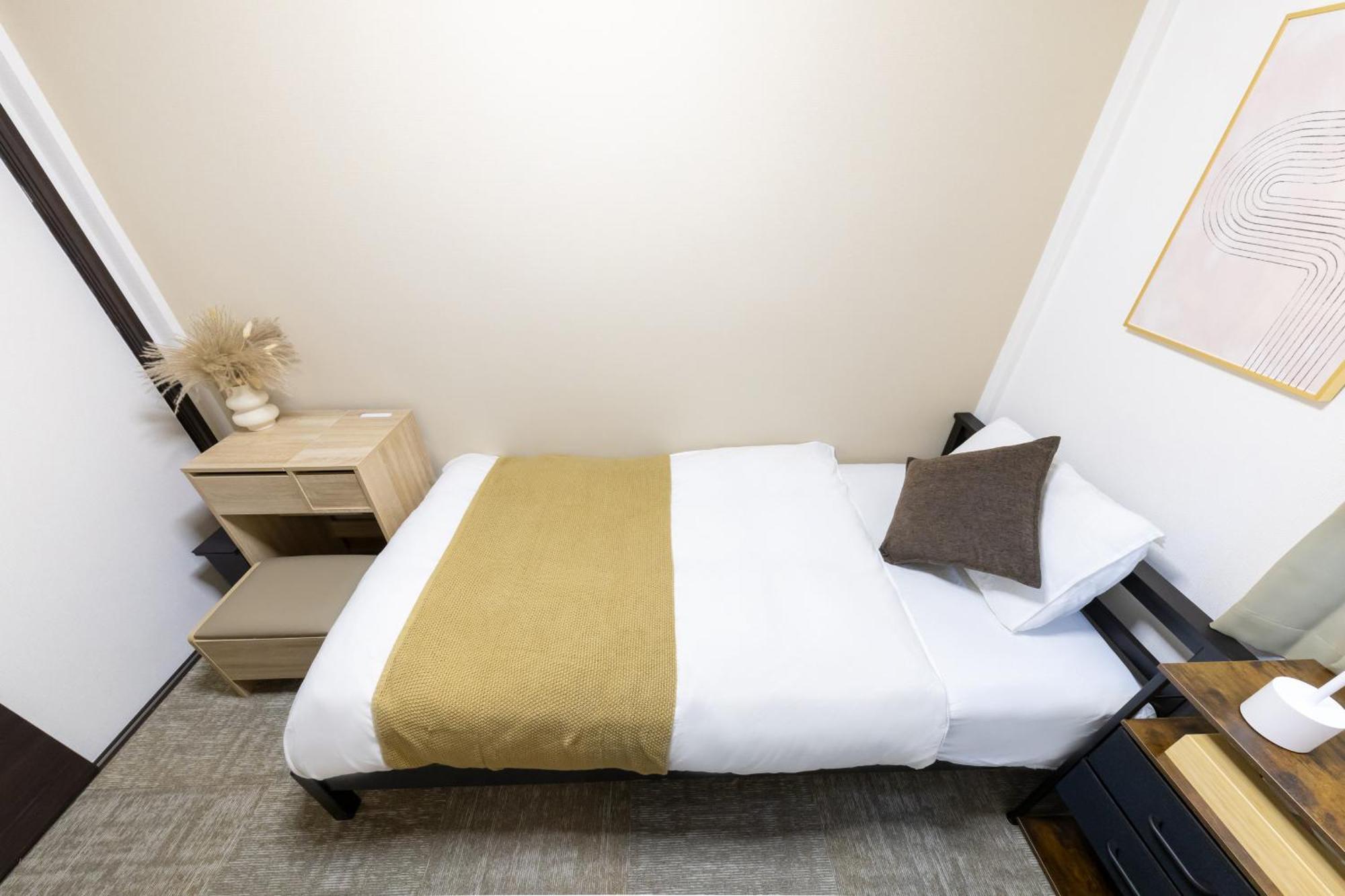 Shinimamiya Apartment *