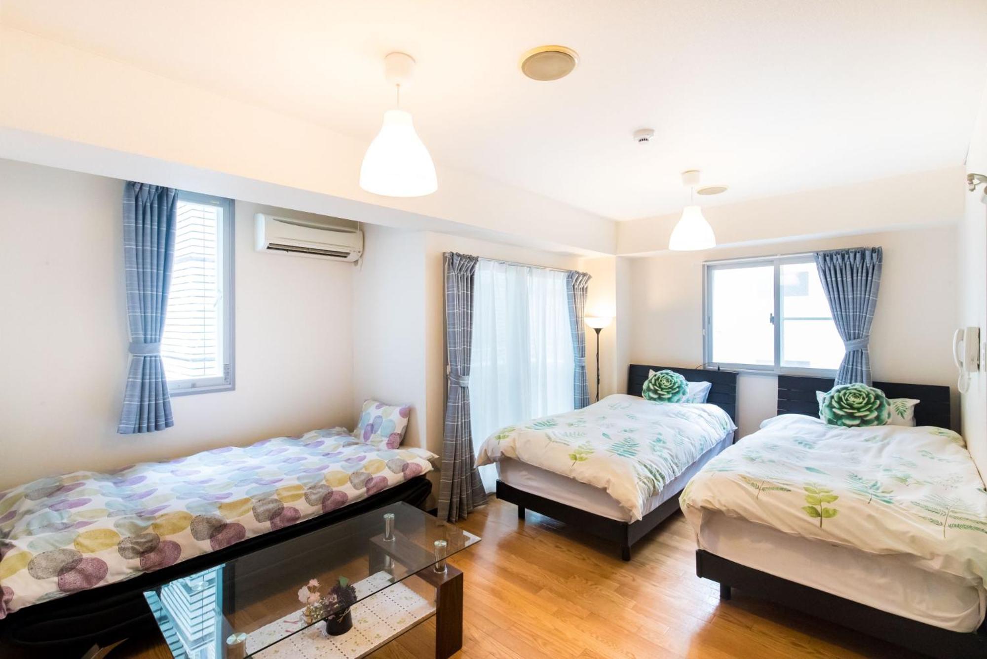 Apartment Sakura House Namba B Ōsaka