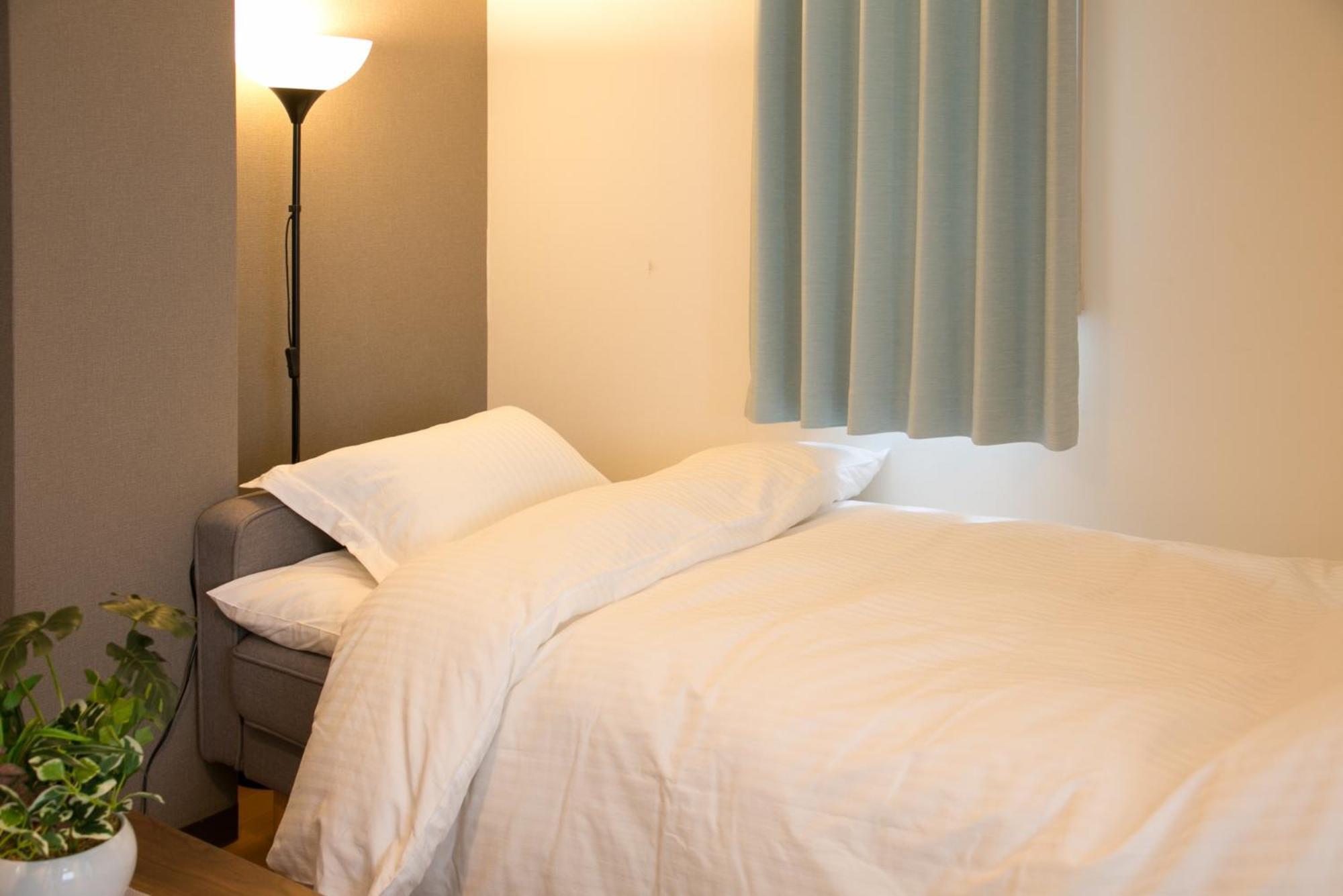 Apartment Sakura House Namba B Ōsaka