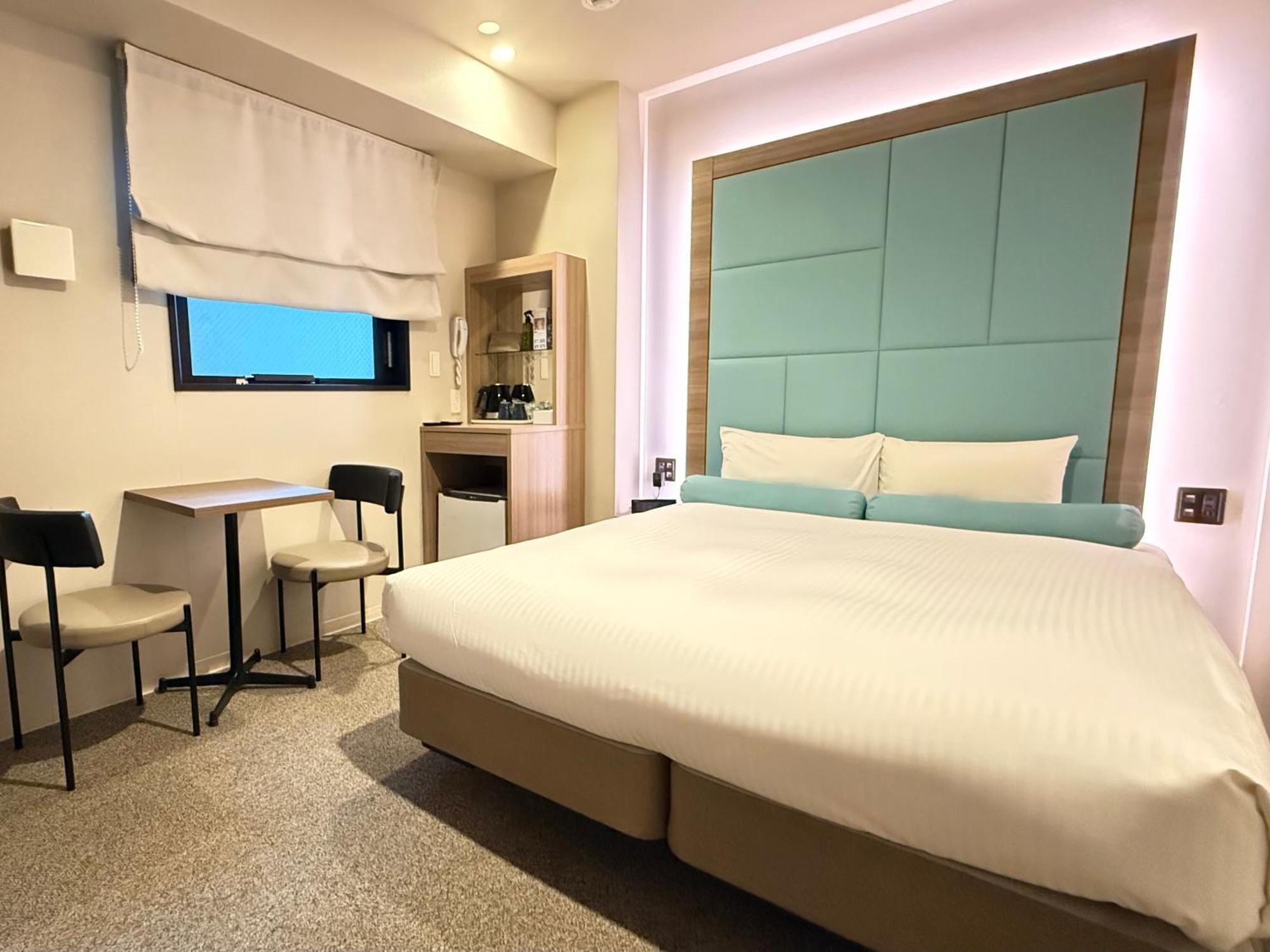 Doutonbori Crystal Hotel 4*