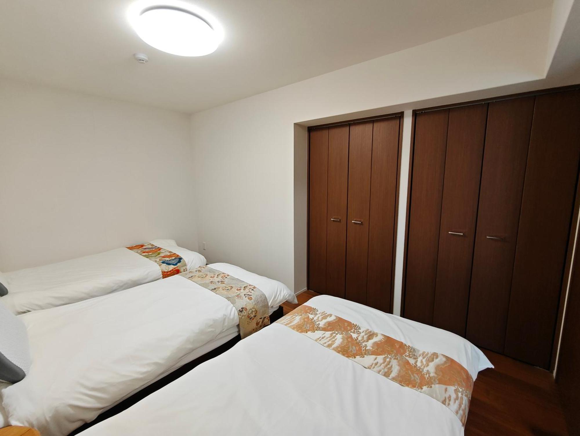 Shin-imamiya Grand F * Osaka