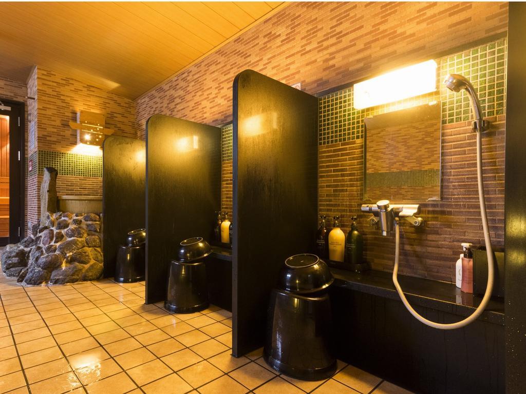 Dormy Umeda Higashi Natural Hot Spring 3*