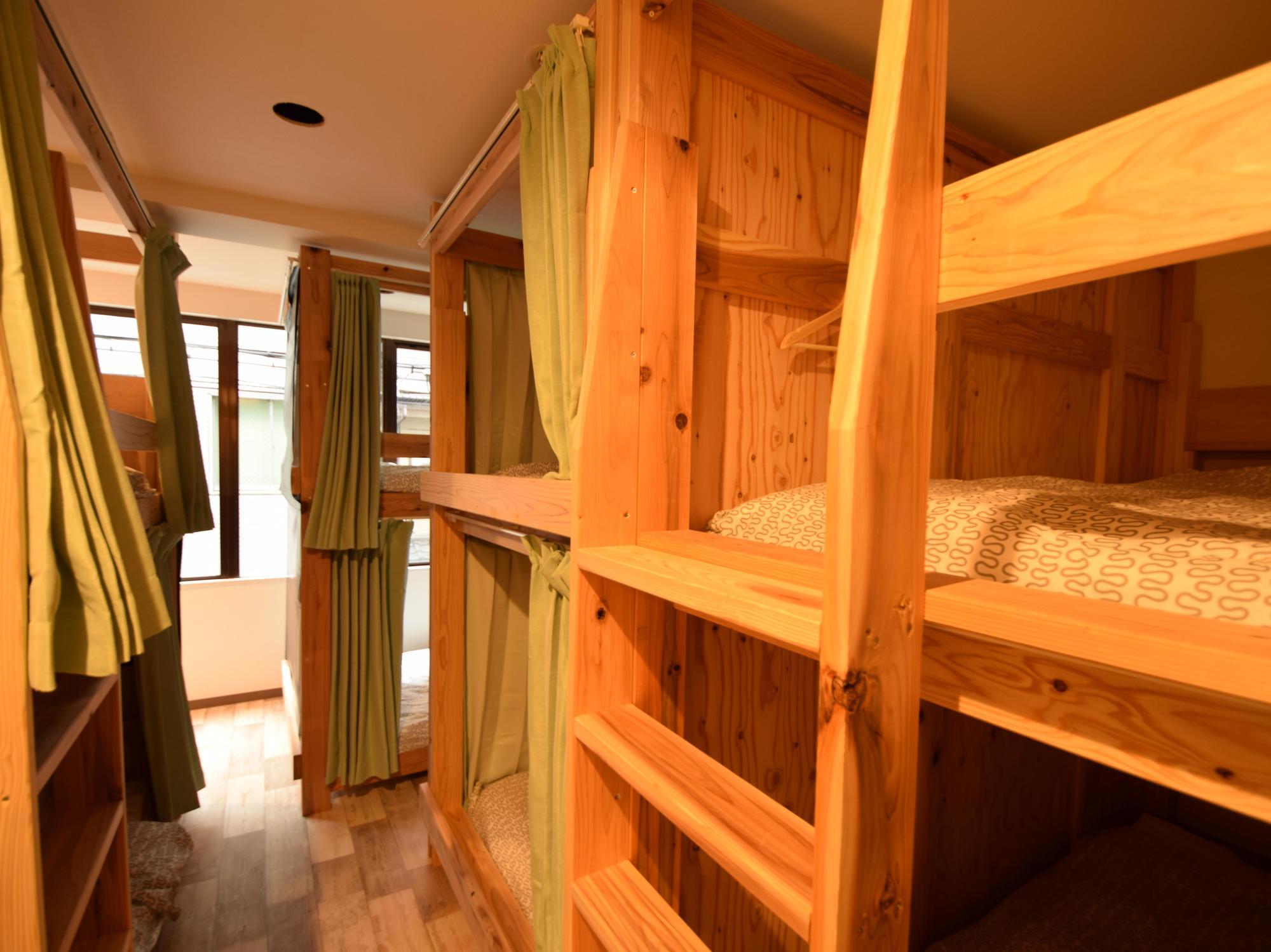 Hostel Teltel Bouzu