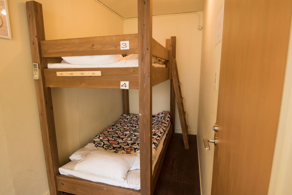 Hostel Q Ōsaka
