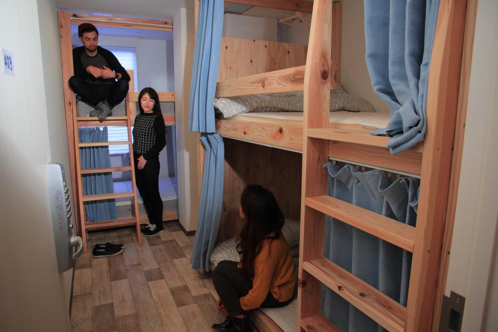 Hostel Teltel Bouzu