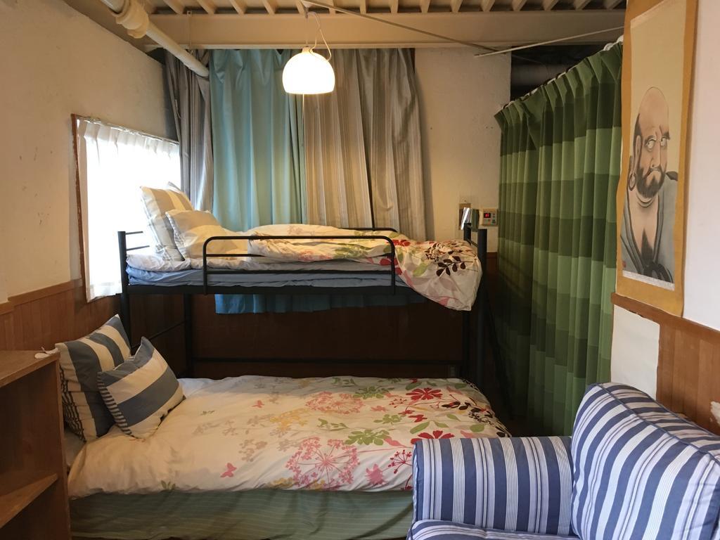 00o Guest house *