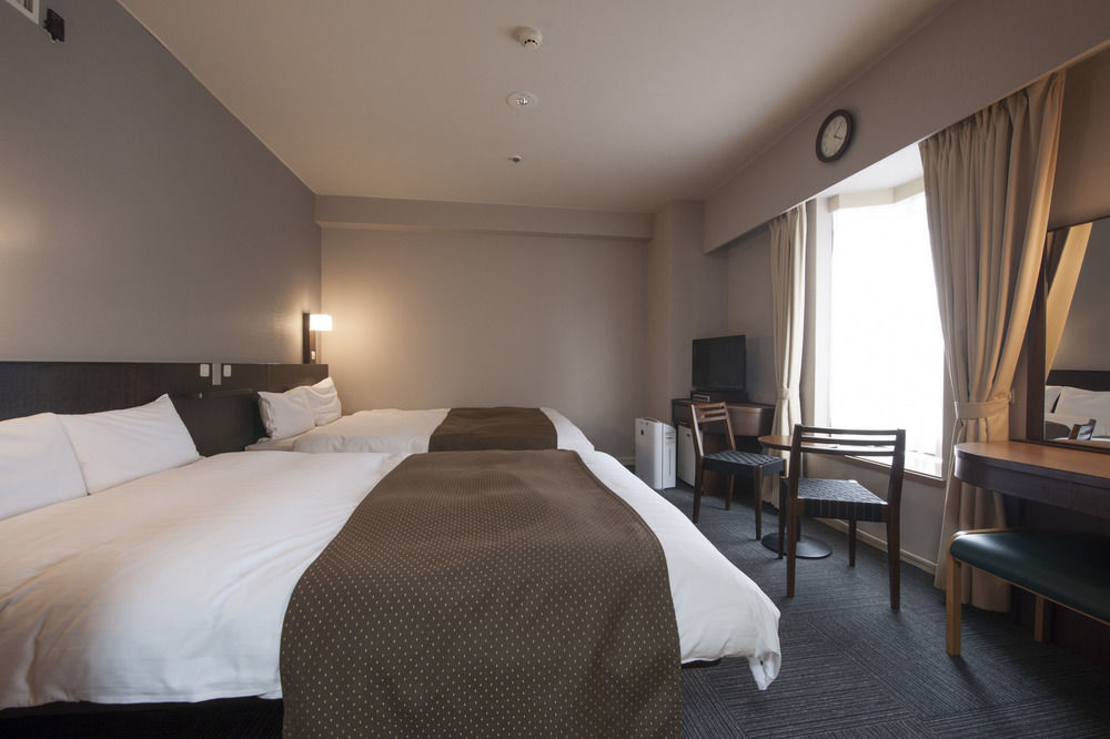 Economy hotel Dormy Shinsaibashi Hot Spring 3*
