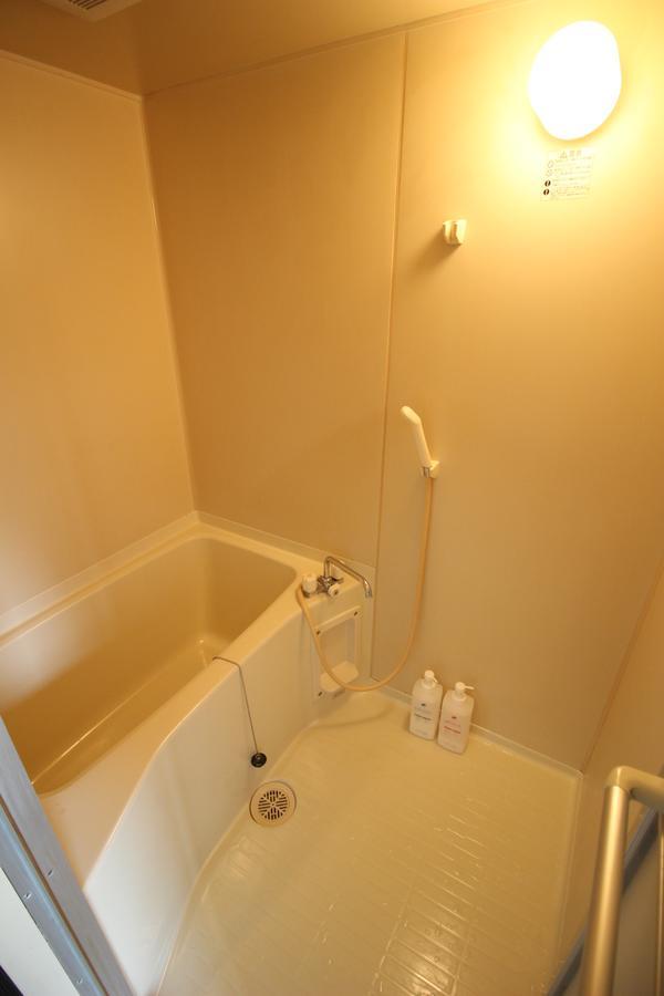 Axis Chateau Higashi-shinsaibashi