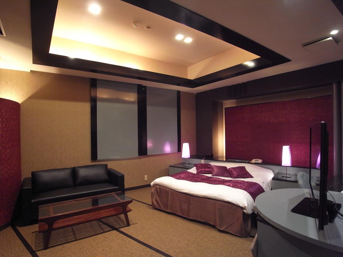 Cat House (adults Only) Osaka