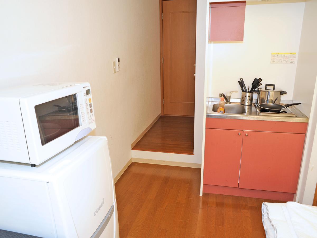 Ebisu Apartment *