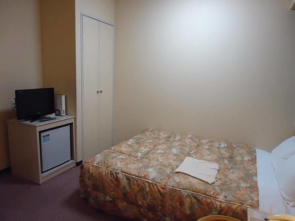 1-2-3 Tennoji Teradacho Hotel