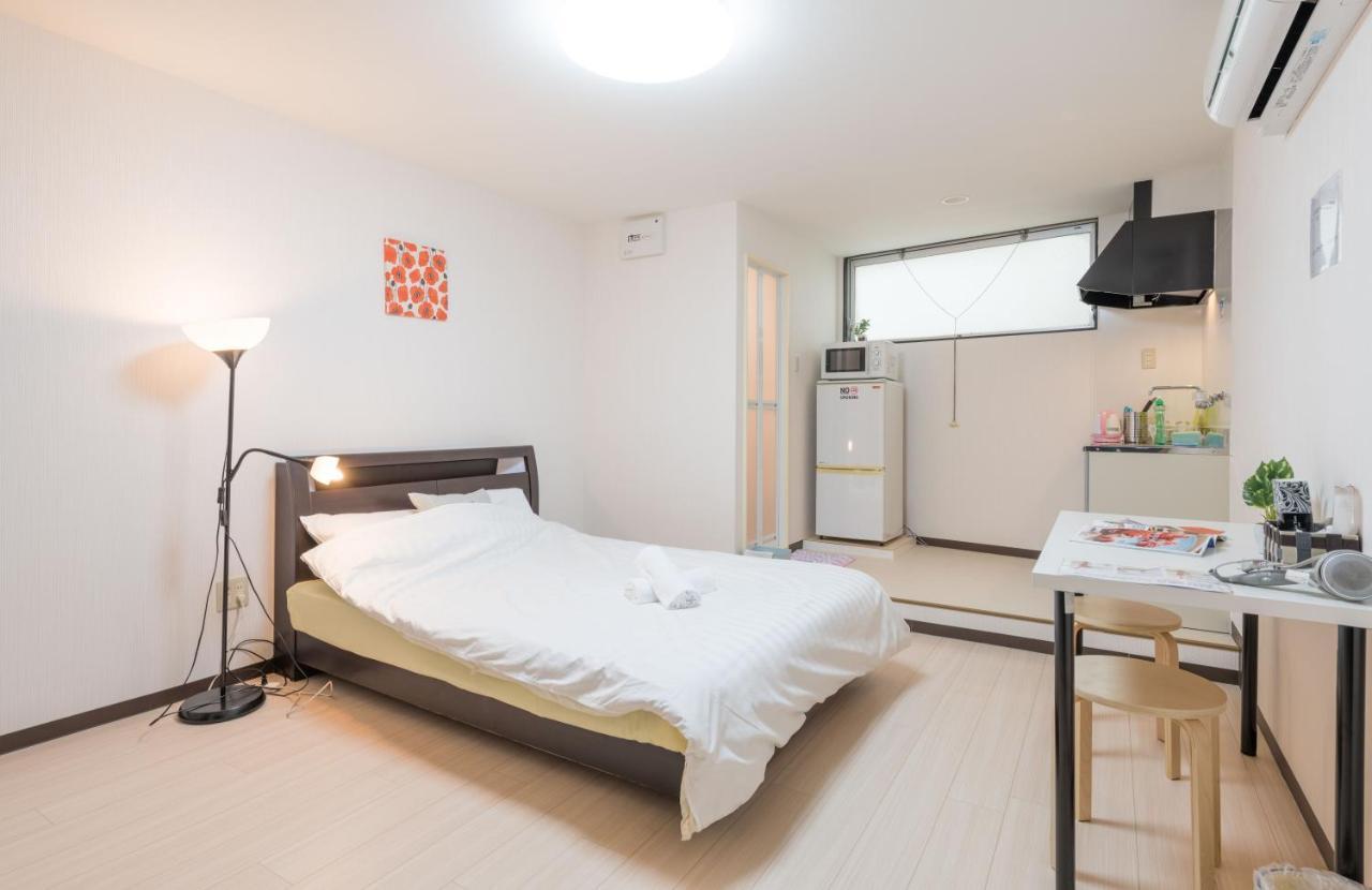 Metro Hanazonocho Hotel