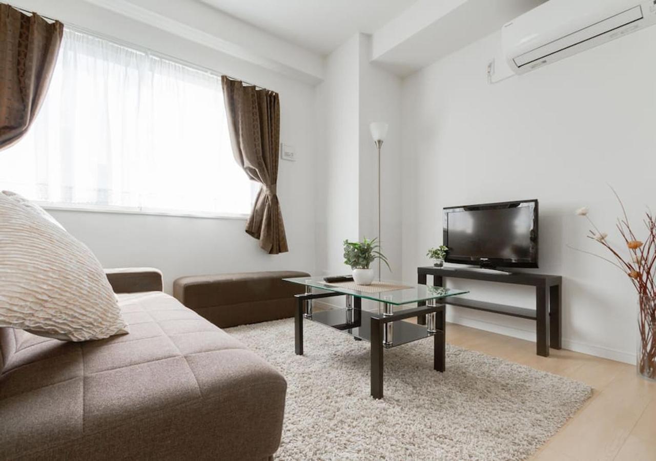 Kiku's Apartment