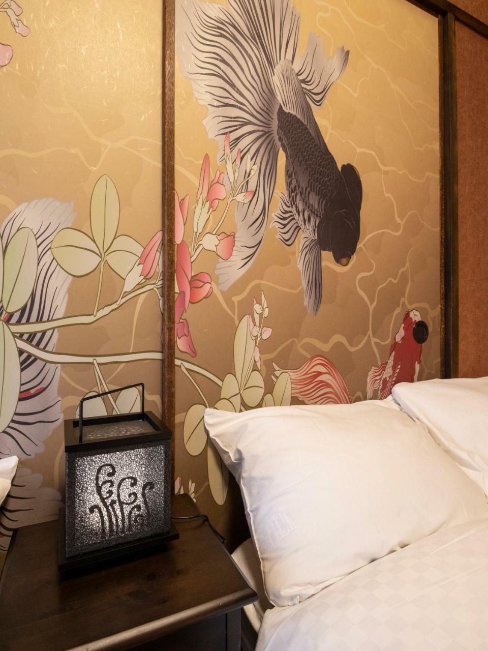 Apartment Modern And Traditional Japanese Style House_namba & Daikokucho