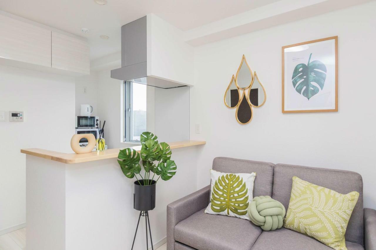 Apartment Ostay Awaza Nishi-shinsaibashi *