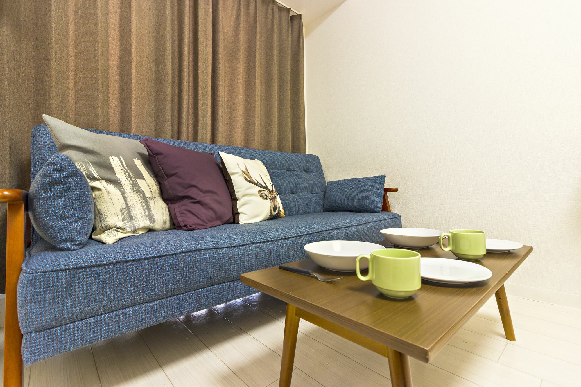 Lahaina Yuuhioka Apartment Osaka