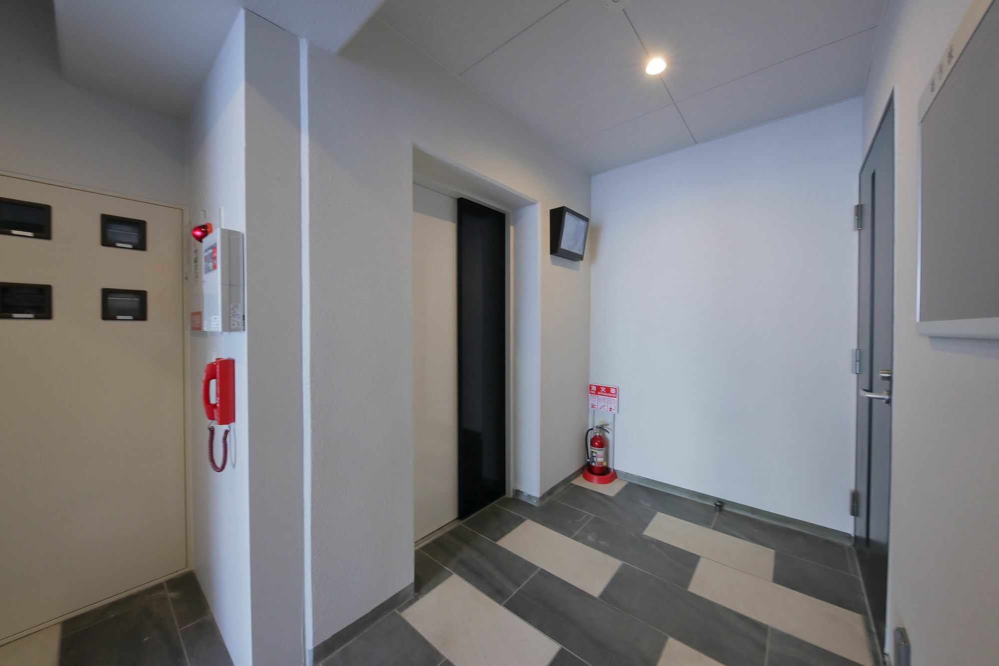 Apartment Grandouce Nipponbashi-higashi *