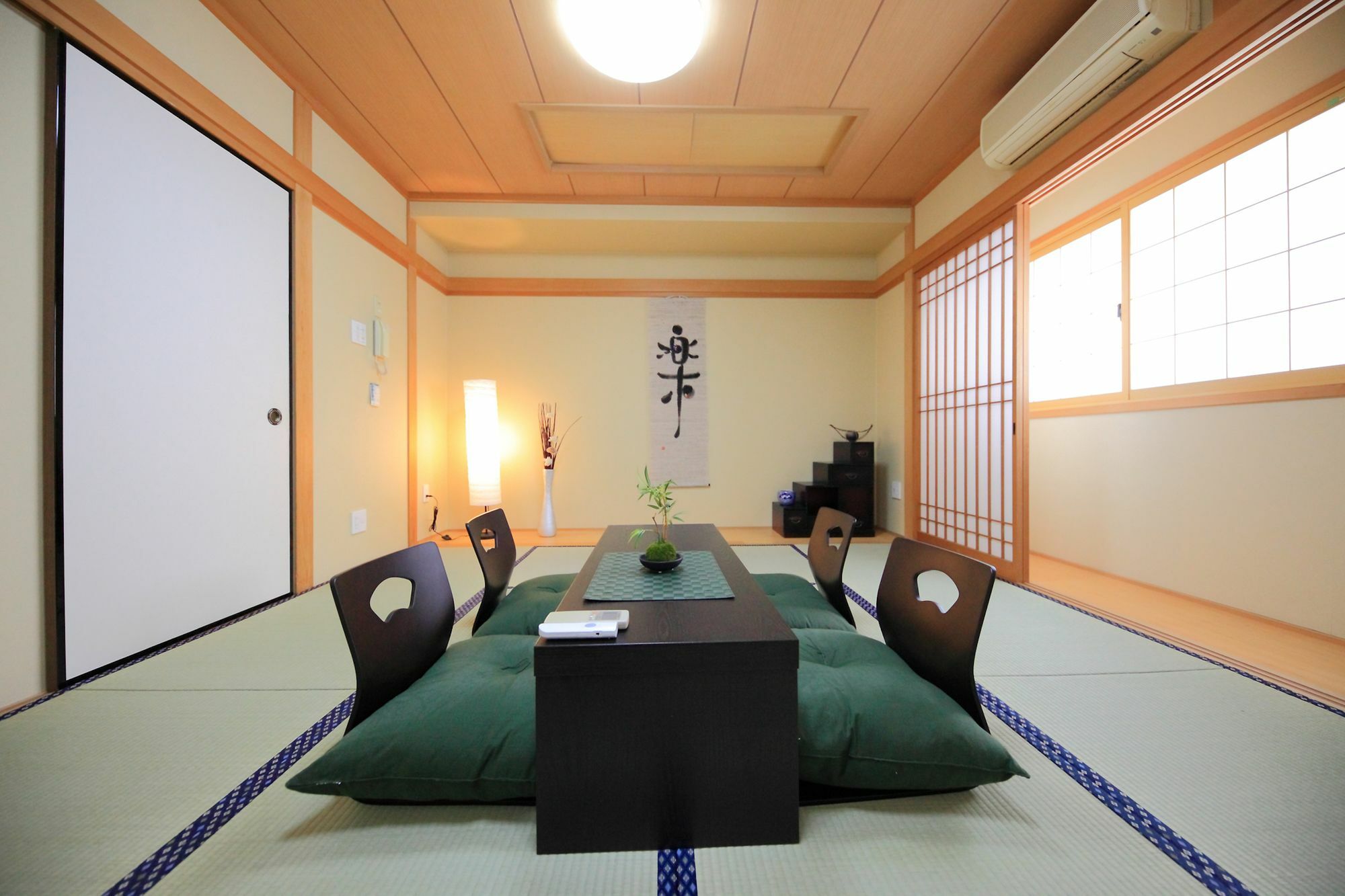 Apartment Grandouce Shinsaibashi-higashi *