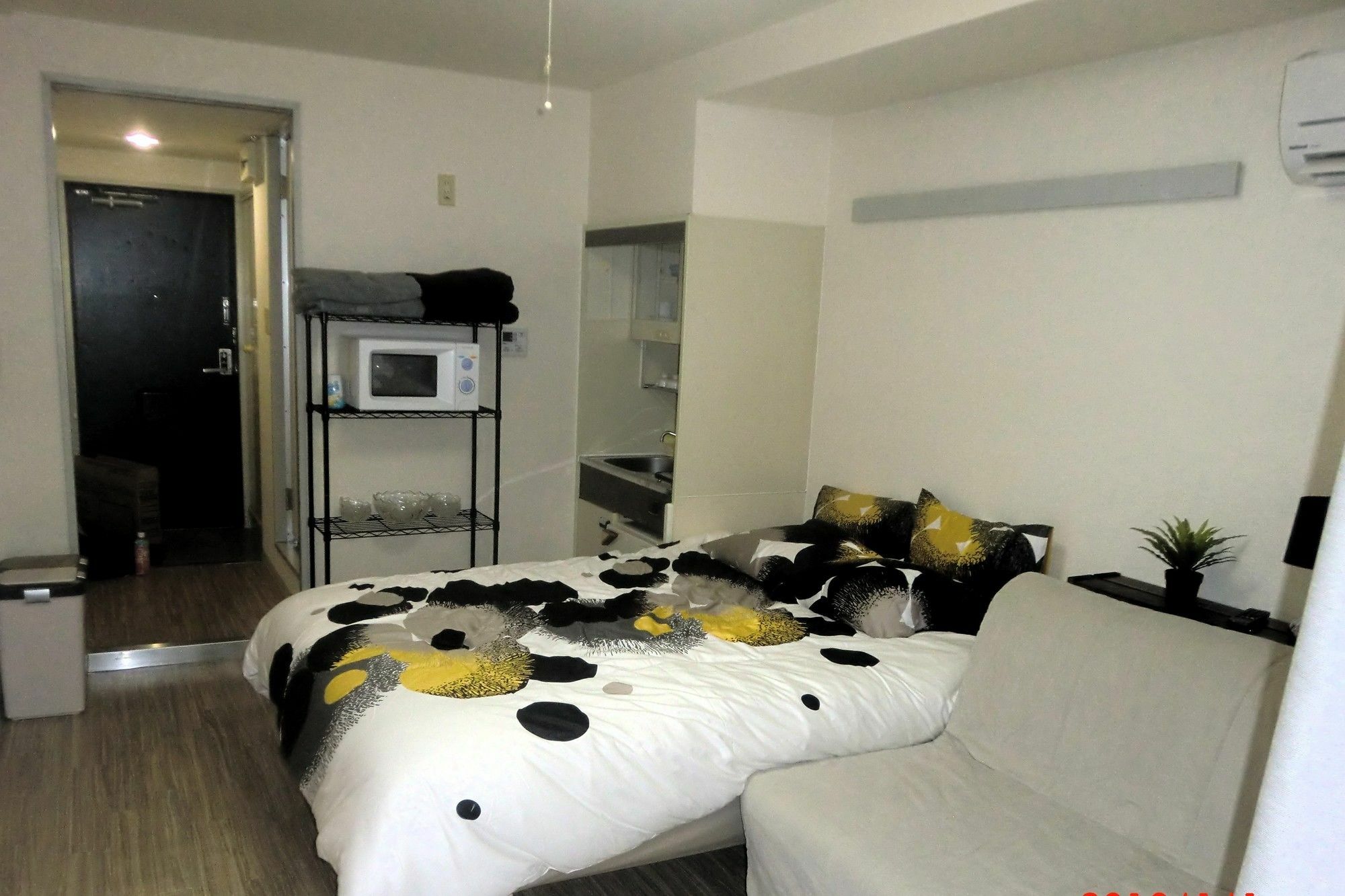 Apartment Excel 401 *