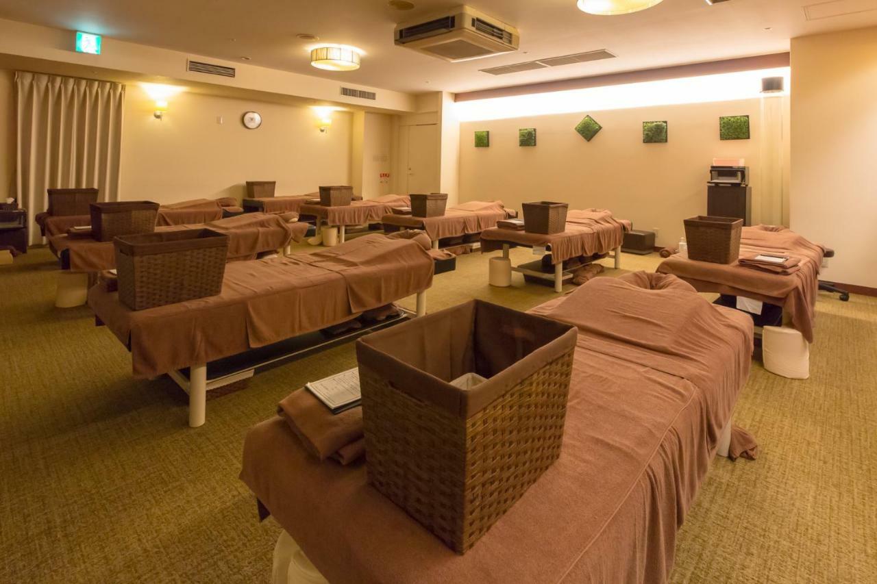 Sauna & Capsule Amza 2* Ōsaka
