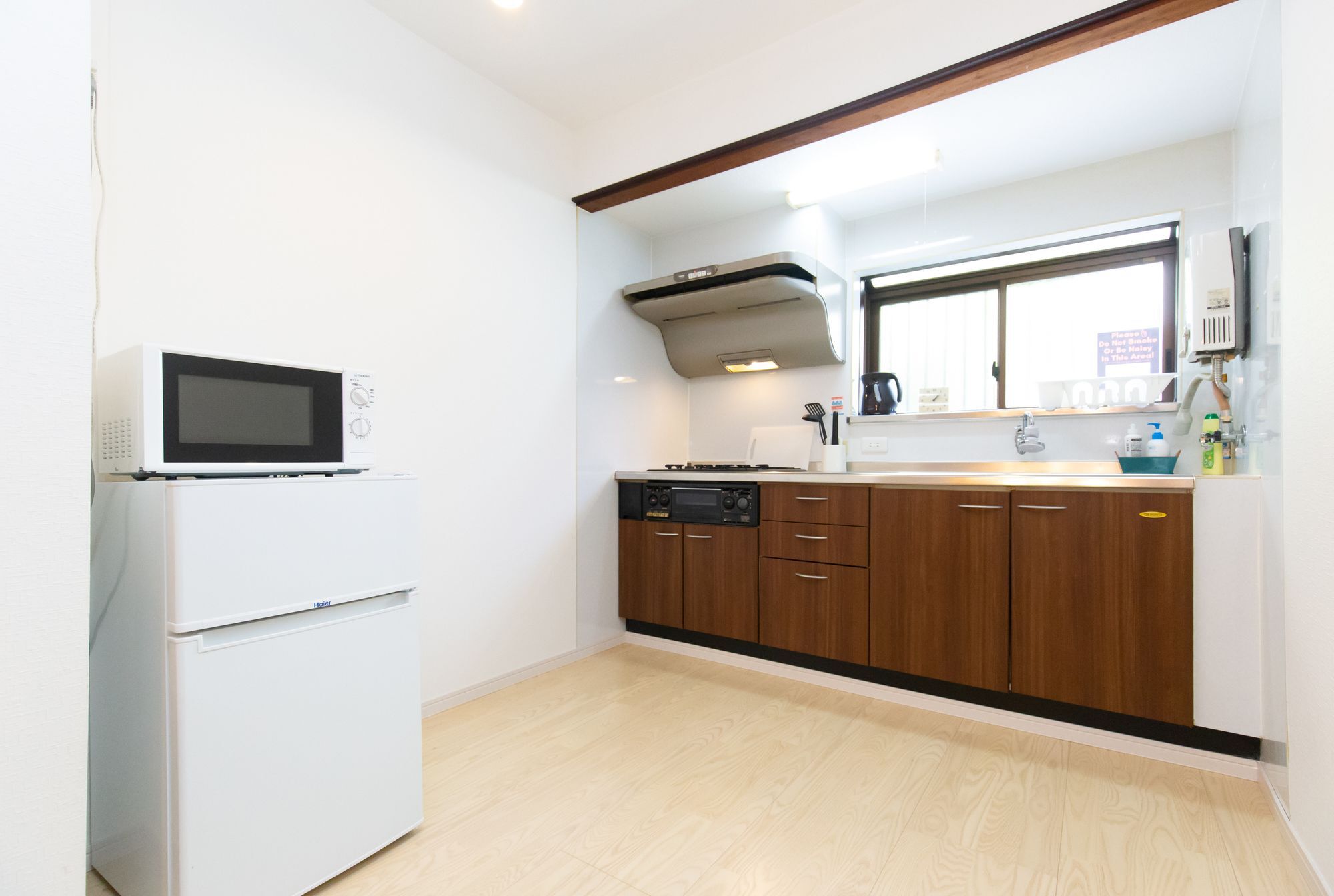 Ty House Shin-osaka Apartment