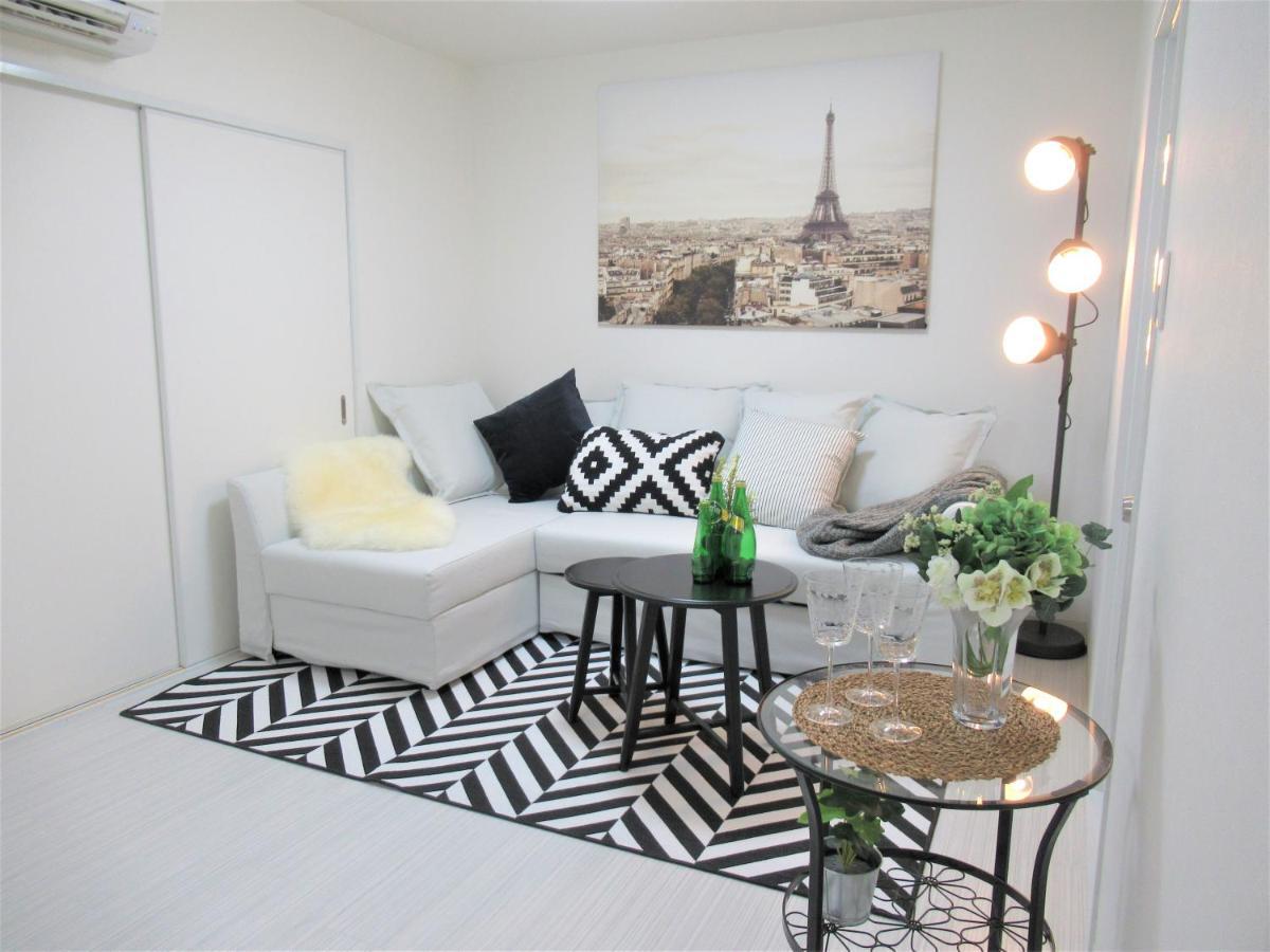 Apartment East Shinsaibashi Amont Osaka