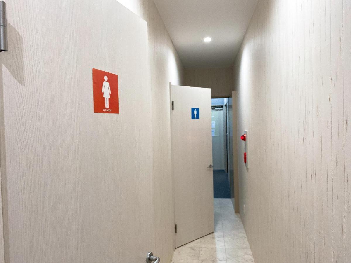 Gate 80 Hostel