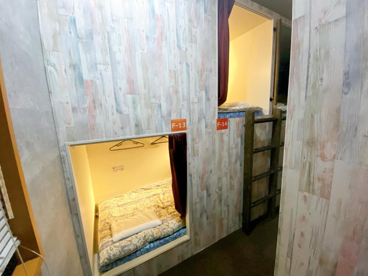 Gate 80 Hostel