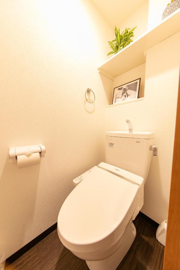 The First Shin Apartment *