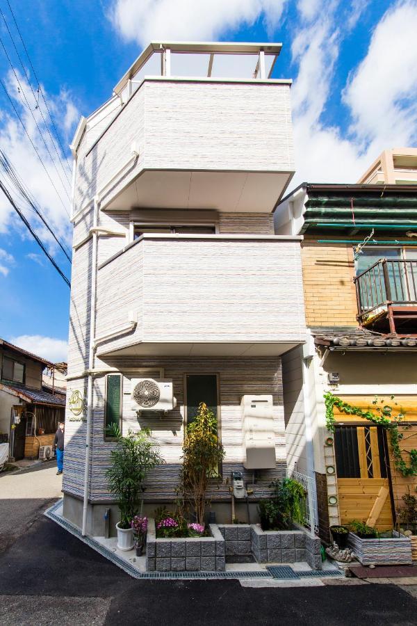 Apartment 月の宿 天神橋六丁目徒歩２分！大阪・梅田近く！ Osaka